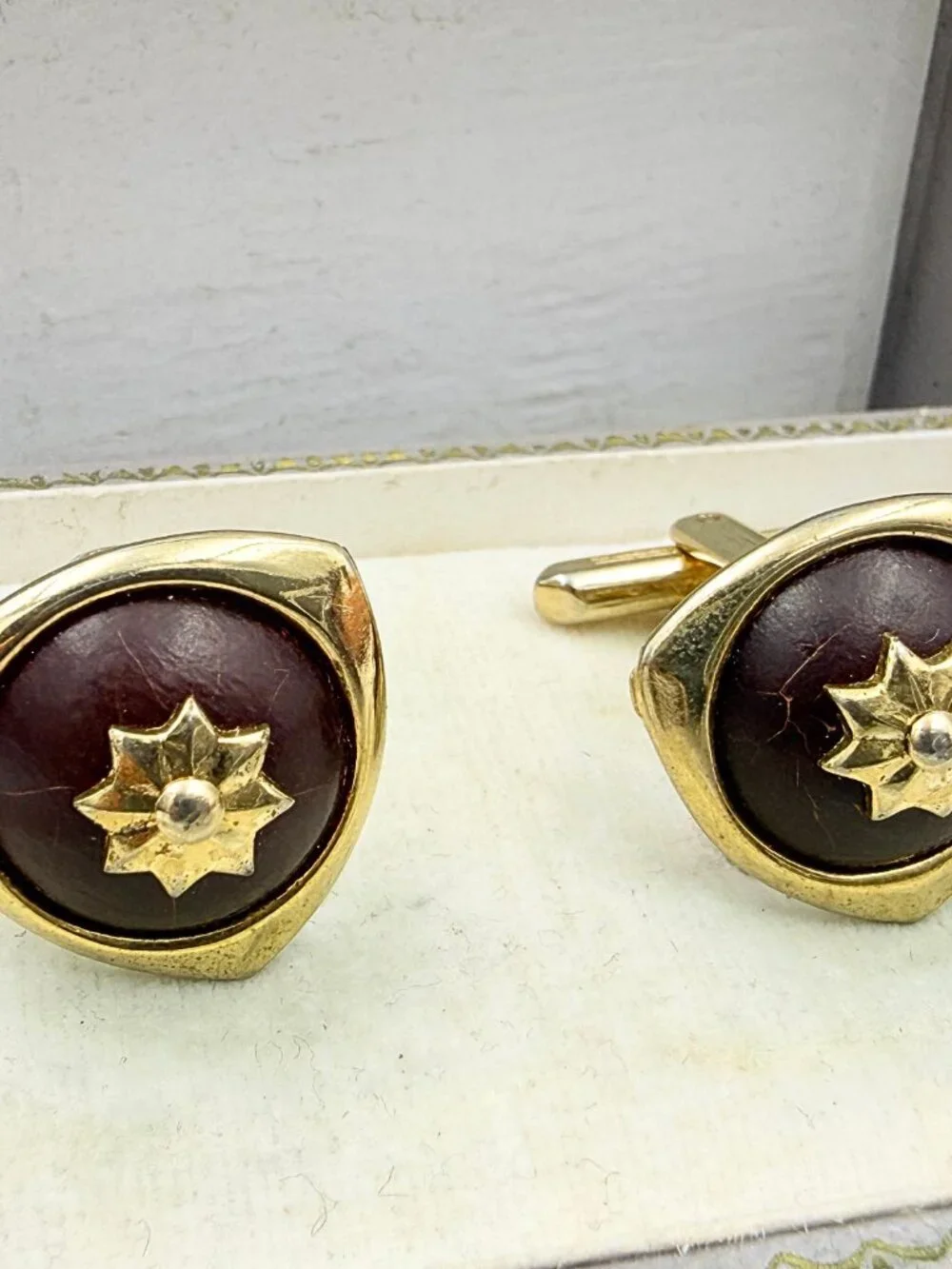 Hickok USA MCM Gold Plated Brown Wood Atomic Starburst Cufflinks
